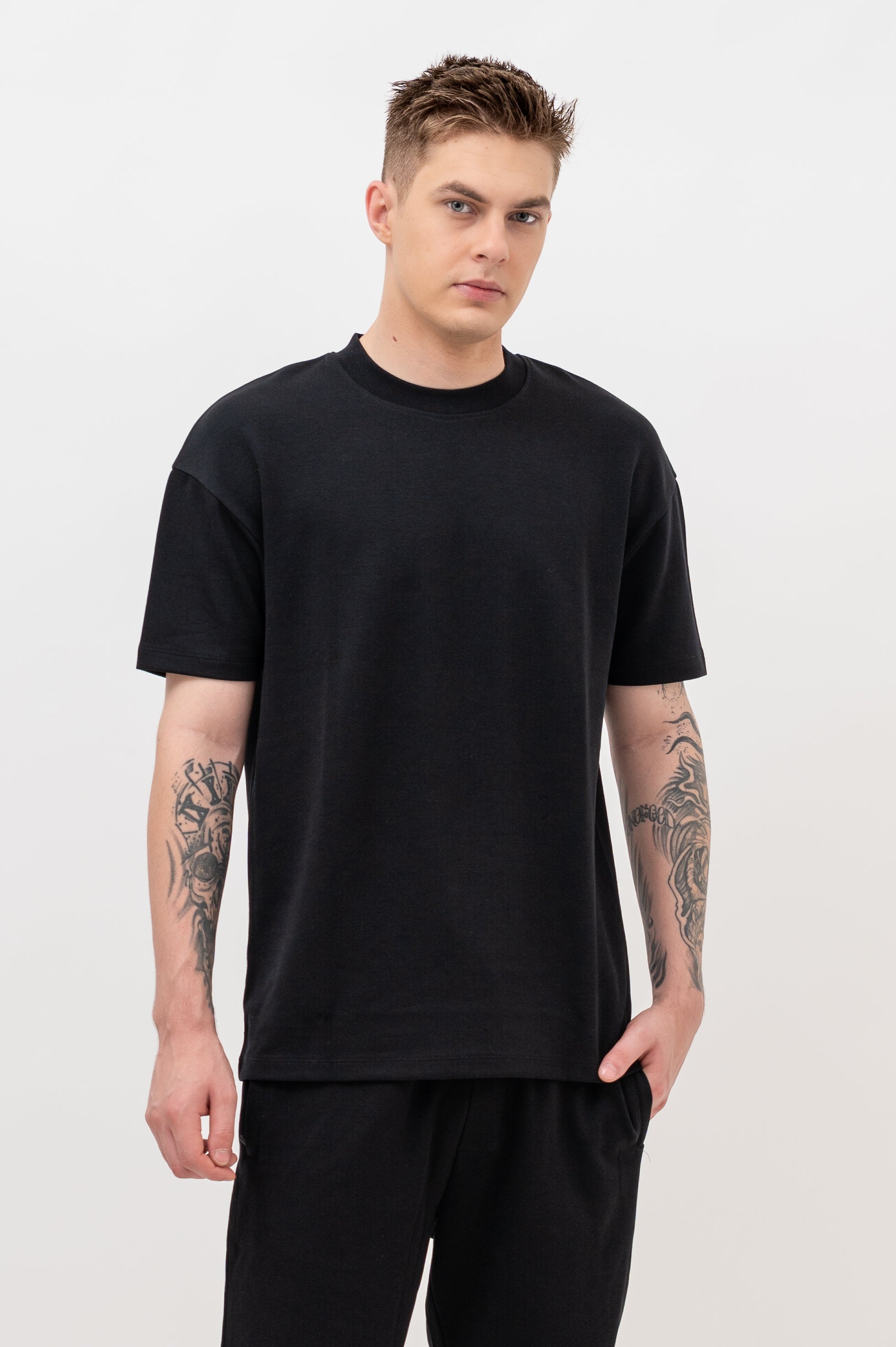 Mens Co-Ords Set with  Chest Print & Contrast Sleeve Black